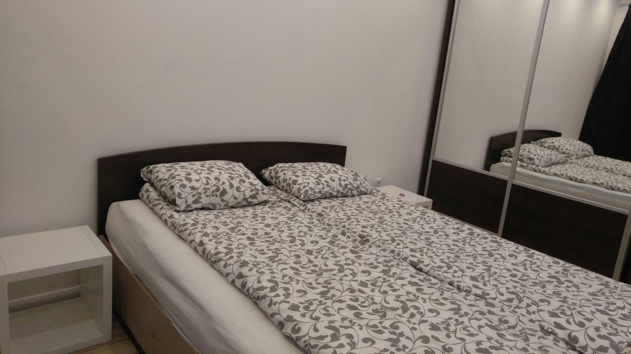 Modern Apartment Sofia Center Bagian luar foto