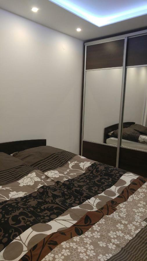 Modern Apartment Sofia Center Bagian luar foto
